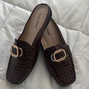 Pierre Dumas Women's Burgundy Mules with Gold Buckle